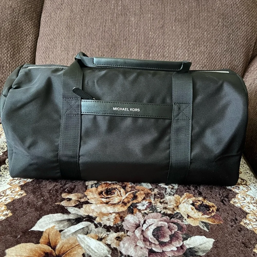 MICHAEL KORS Black Barrel Nylon Detachable Strap Silver-Tone Hardware Duffle Bag